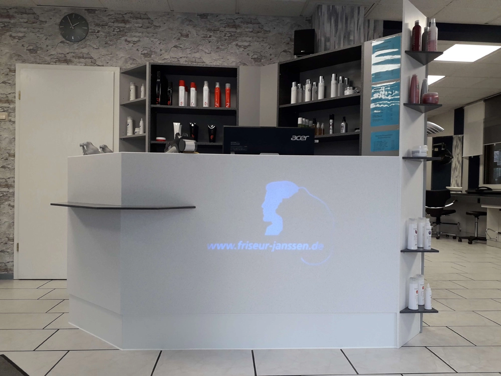 Salon Janssen in Rheinberg – Frisuren und Farben für die Haare